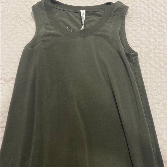 Lululemon dress - Picture 2 of 2